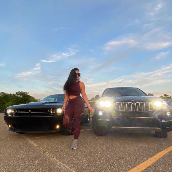 Hello to all my fellow Poshers!❤️👋🏼 - Picture 4 of 16